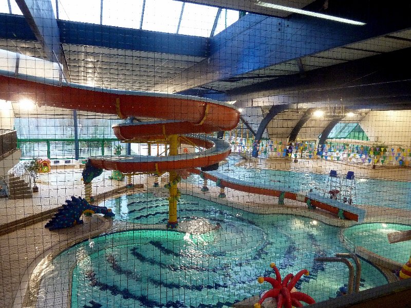 2010-12-05 AG 02 Vue sur la piscine.JPG